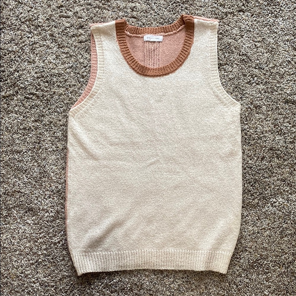Blu Pepper Cream and Brown Sweater tank